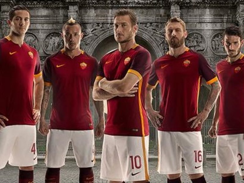 Roma, giallorossi come i centurioni ecco la nuova divisa Nike per la